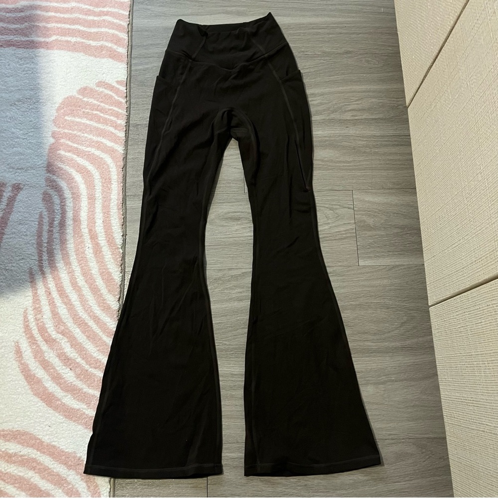 Buffbunny flare pants